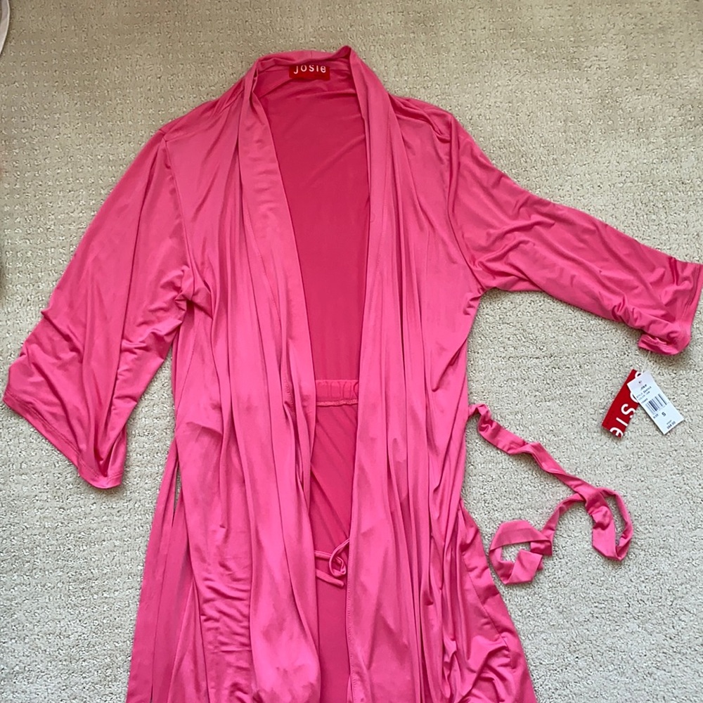 josie robe